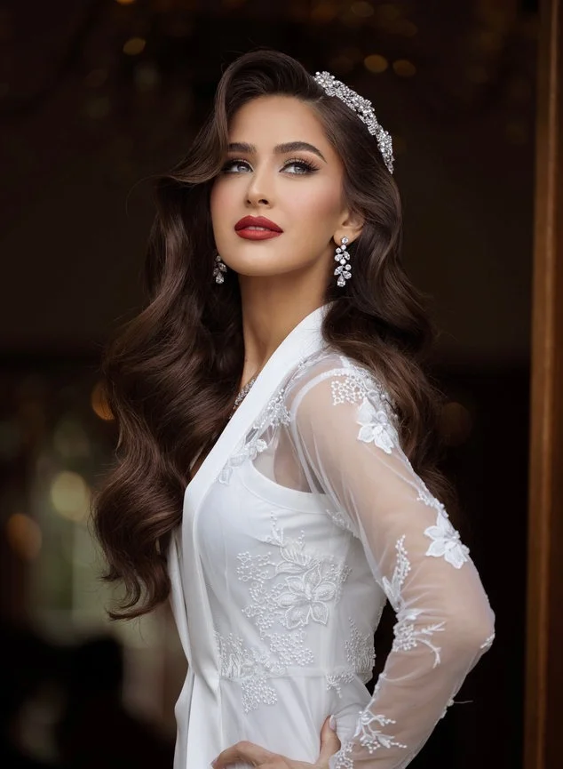 International bride with elegant wedding hairstyle at luxury Marrakech venue